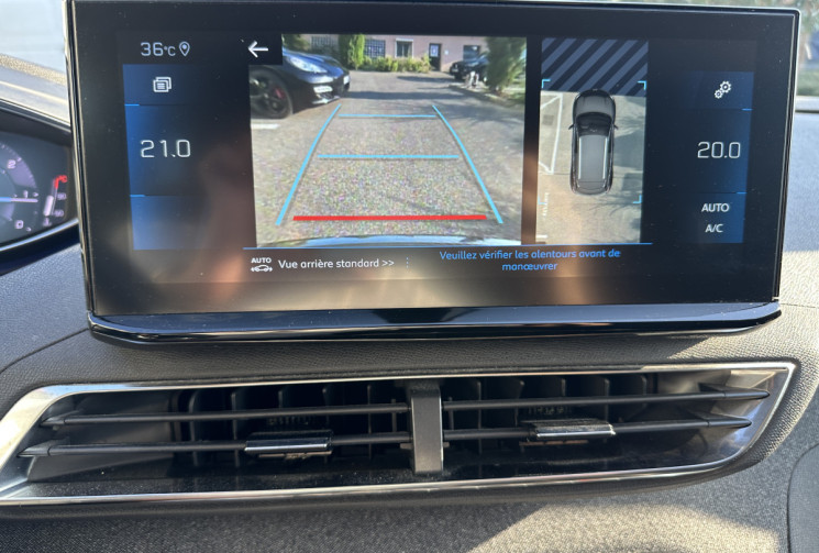 Peugeot 3008 BLUEHDI 130 CH S&S EAT8 ALLURE PACK / Première main / Suivi complet / Attelage