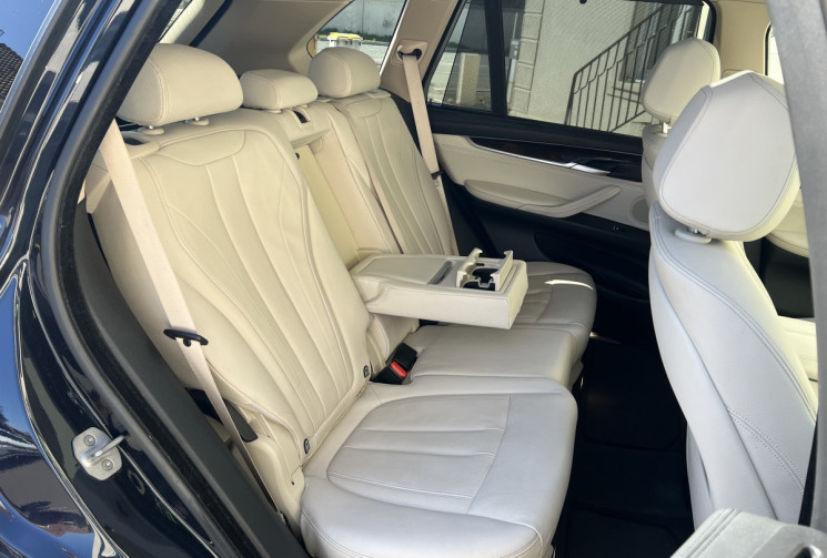 BMW X5 (F15) 30d xDrive 3.0 d 24V 258 cv Boîte auto BMW X5 (F15) 30d xDrive 3.0 d 24V 258 cv Boîte auto