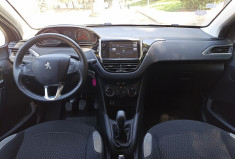 Peugeot 208 1.2L 82CH STYLE - Distrib à jour - Clim - Bluetooth - Gtie 12 mois