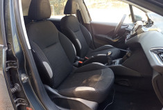 Peugeot 208 1.2L 82CH STYLE - Distrib à jour - Clim - Bluetooth - Gtie 12 mois
