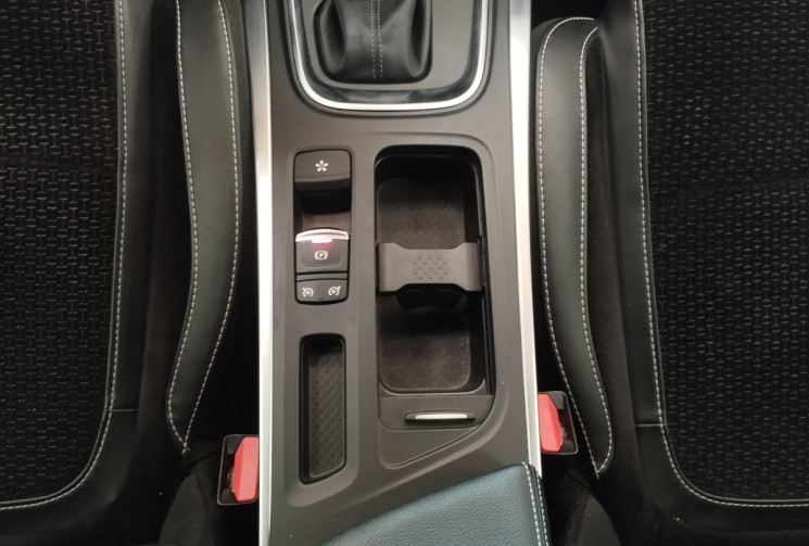 Renault Megane IV Hatchback 1.5 Blue dCi EDC6 115 cv BUSINESS INTENS 