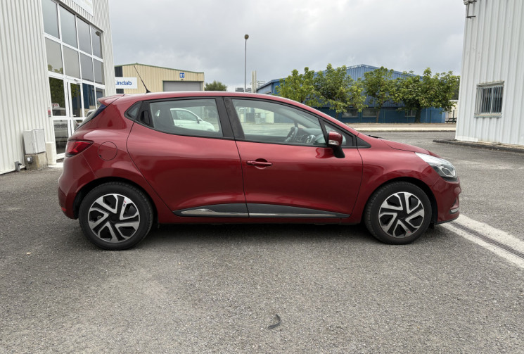 Renault Clio 90 cv 0.9 TCe Energy Business Phase 2 S&S * Ecran * Radar * Moteur à chaine