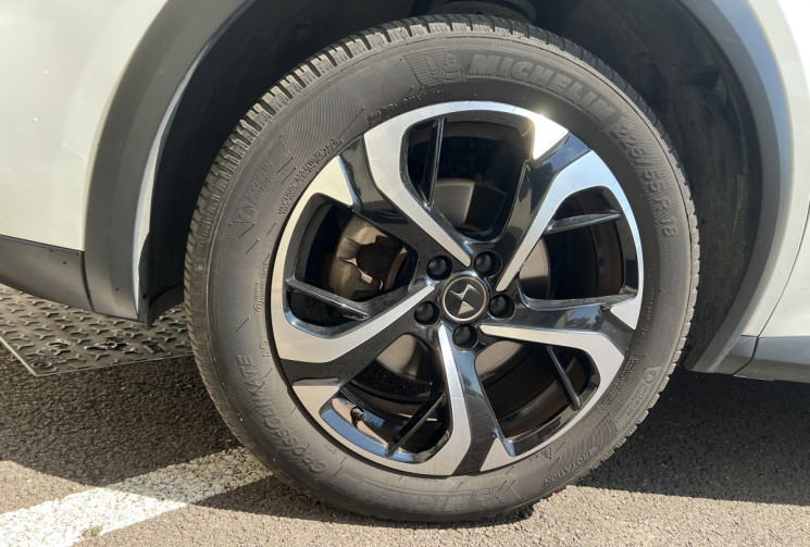 DS DS 7 Crossback 1.5 Blue HDi EAT8 SO CHIC S&S 130 ch BVA 