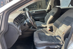 Volkswagen Golf VII confortline 5 Portes 1.6TDI Blue Motion DSG7 S&S 105 cv / GPS / DETECTEUR AV AR