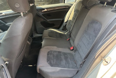 Volkswagen Golf VII confortline 5 Portes 1.6TDI Blue Motion DSG7 S&S 105 cv / GPS / DETECTEUR AV AR