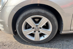 Volkswagen Golf VII confortline 5 Portes 1.6TDI Blue Motion DSG7 S&S 105 cv / GPS / DETECTEUR AV AR