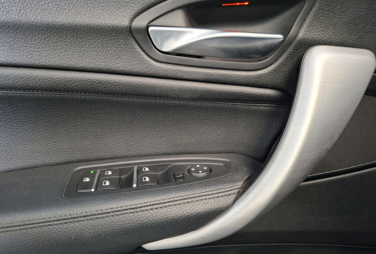 BMW Série 1 118 I 136 F20