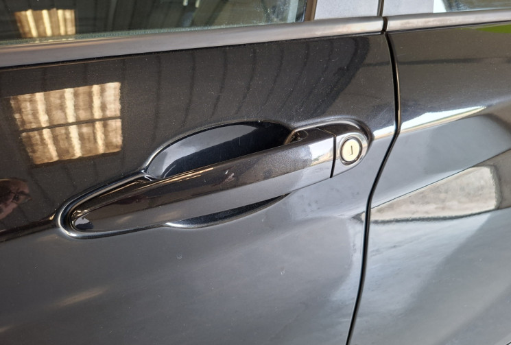 BMW Série 1 118 I 136 F20