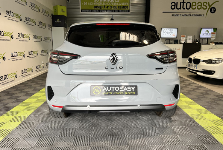 Renault Clio E-TECH 145 CH ESPRIT ALPINE 
