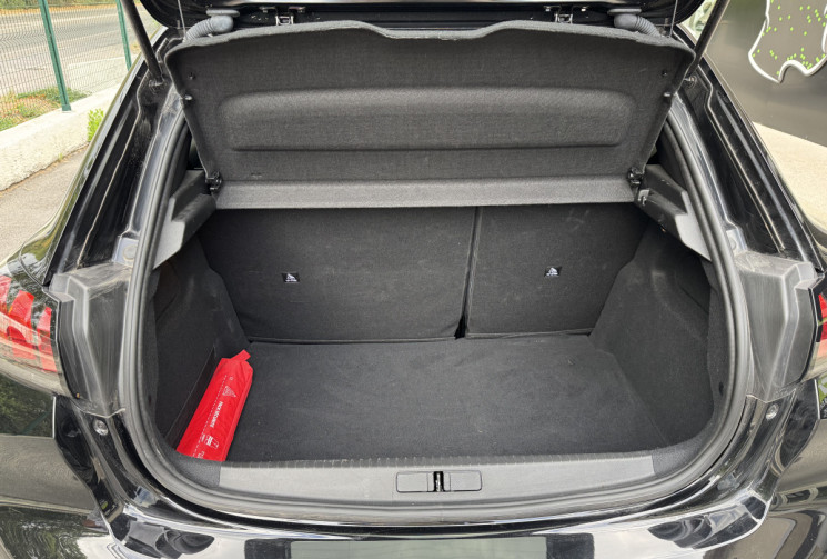 Peugeot 208 électrique e-208 100kW 136 ch STYLE