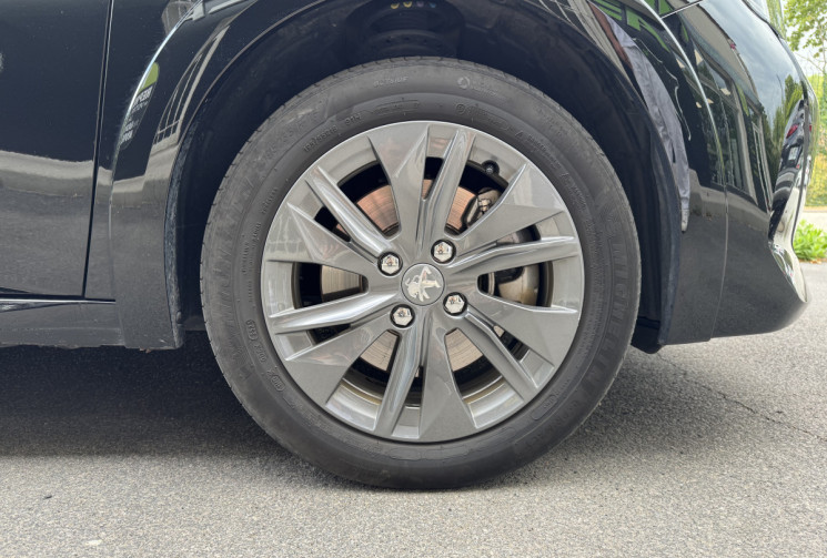 Peugeot 208 électrique e-208 100kW 136 ch STYLE