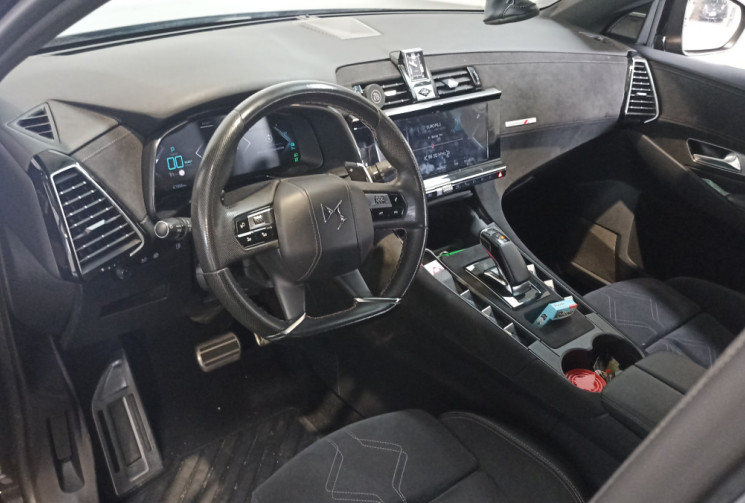 DS DS 7 Crossback E-TENSE 225ch Performance Line