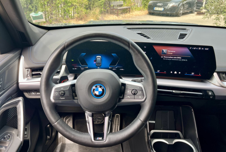BMW iX1 eDrive20 204ch M sport 