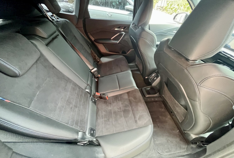 BMW iX1 eDrive20 204ch M sport 