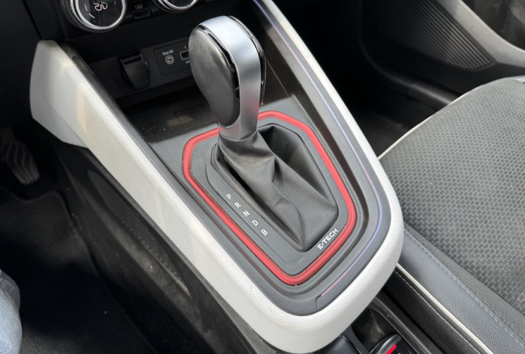 Renault Clio 1.6 E-TECH 140ch INTENS -21