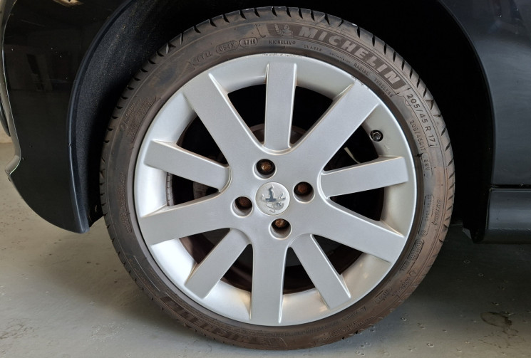 Peugeot 207 CC  1.6  e 16 V 120