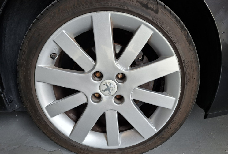 Peugeot 207 CC  1.6  e 16 V 120