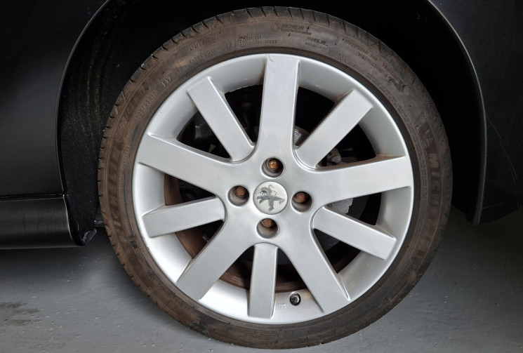 Peugeot 207 CC  1.6  e 16 V 120