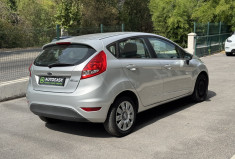 Ford Fiesta 5 portes 1.4 TDCi 70 ch TREND / 1ère main