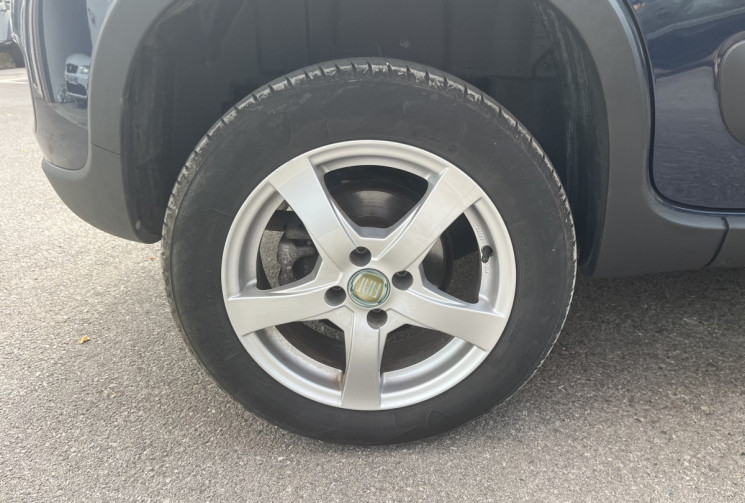 FIAT Panda 4x4 0.9 8v TwinAir 85ch 4x4 / Climatisation / faible kilométrage 