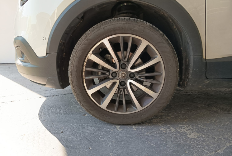 Opel Crossland X 1.2 ECOTEC TURBO 110 EDITION ENTRETIEN GARAGE REGULIER DISTRI RECENTE  GARANTIE 6M