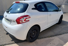 Peugeot 208 I 3 Portes 1.2 VTi 12V 82 ACTIVE