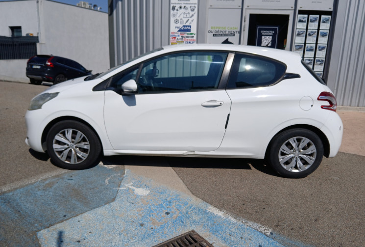 Peugeot 208 I 3 Portes 1.2 VTi 12V 82 ACTIVE