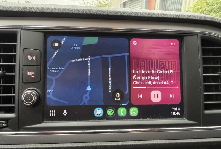 SEAT LEON ST 1.5 DSG7 150 / Carplay / Attelage