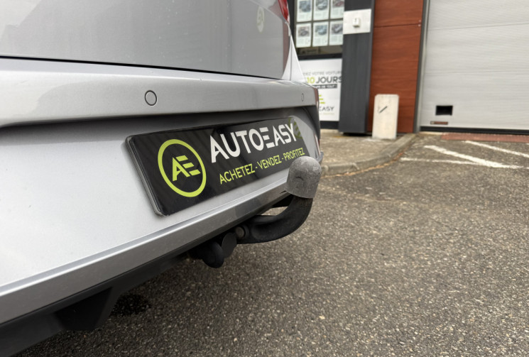 SEAT LEON ST 1.5 DSG7 150 / Carplay / Attelage