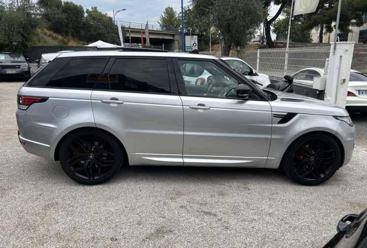 Land-Rover Range Rover Sport Mark V SDV6 3.0L 306 Ch HSE Dynamic * CARPLAY * TOIT OUVRANT * CAMERA