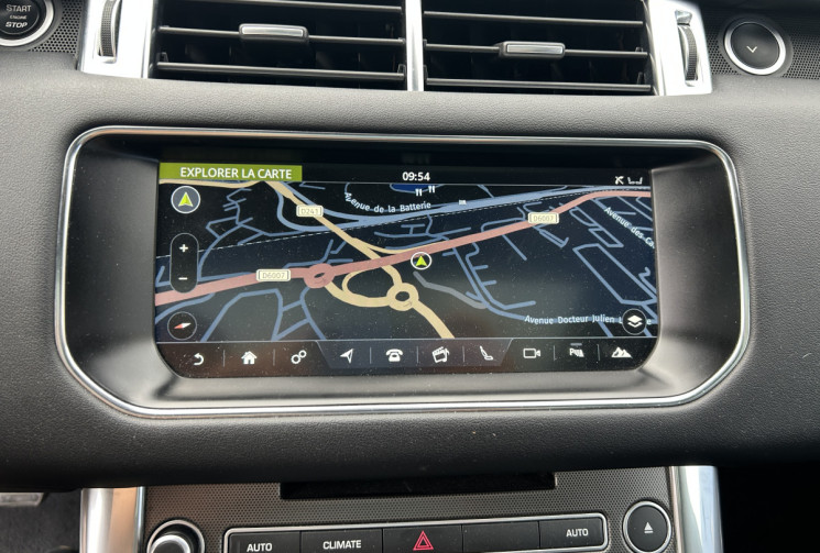 Land-Rover Range Rover Sport Mark V SDV6 3.0L 306 Ch HSE Dynamic * CARPLAY * TOIT OUVRANT * CAMERA