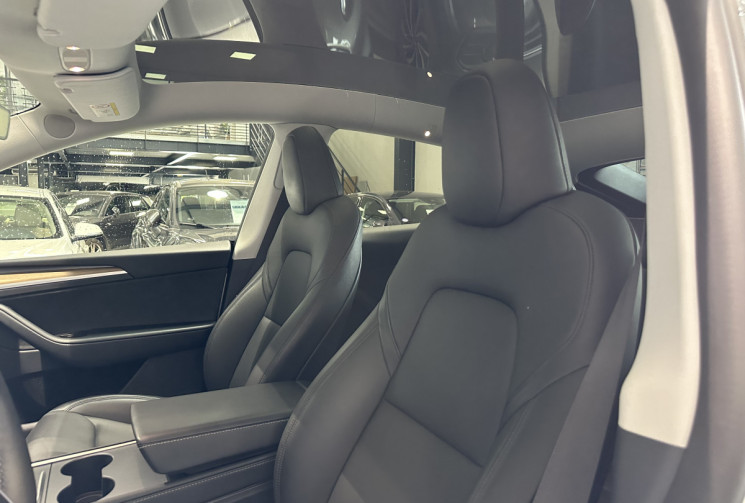 Tesla Model Y (30.990euros HT) AUTOPILOT AMELIORE DUAL MOTOR LONG RANGE LR - GRANDE AUTONOMIE AWD