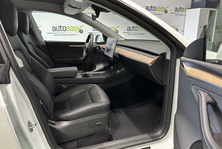 Tesla Model Y (30.990euros HT) AUTOPILOT AMELIORE DUAL MOTOR LONG RANGE LR - GRANDE AUTONOMIE AWD