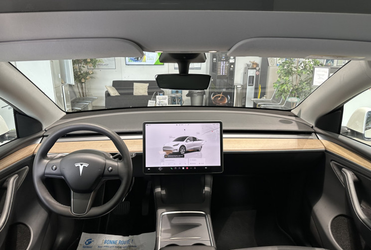 Tesla Model Y (30.990euros HT) AUTOPILOT AMELIORE DUAL MOTOR LONG RANGE LR - GRANDE AUTONOMIE AWD