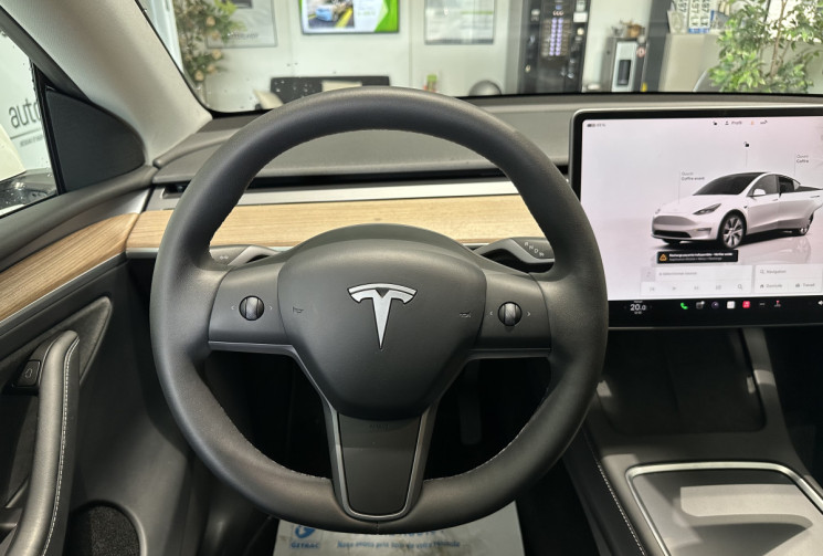 Tesla Model Y (30.990euros HT) AUTOPILOT AMELIORE DUAL MOTOR LONG RANGE LR - GRANDE AUTONOMIE AWD