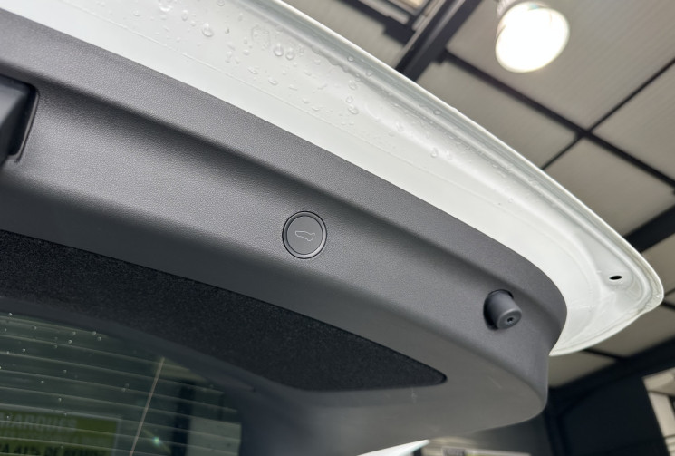 Tesla Model Y (30.990euros HT) AUTOPILOT AMELIORE DUAL MOTOR LONG RANGE LR - GRANDE AUTONOMIE AWD
