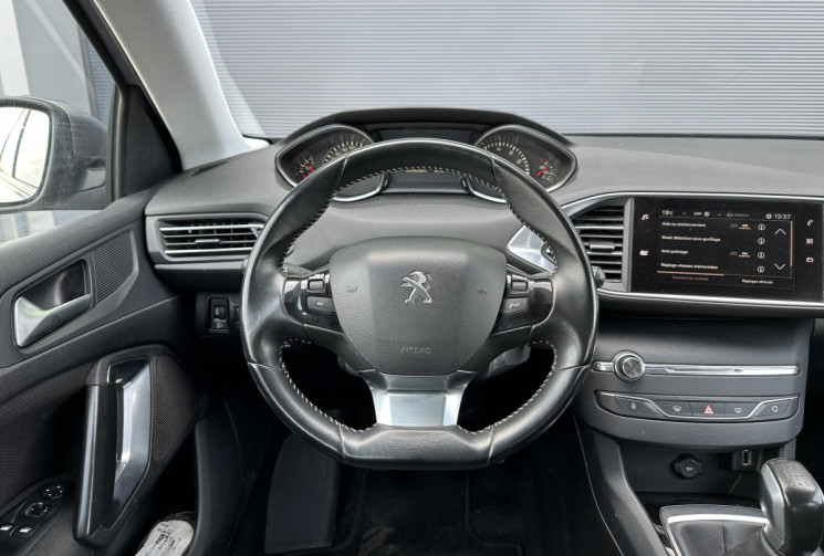 Peugeot 308 1.2 110cv ACTIVE - DISTRIBUTION NEUVE - RADAR 