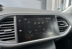 Peugeot 308 1.2 110cv ACTIVE - DISTRIBUTION NEUVE - RADAR 