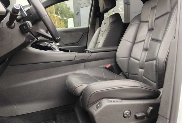 DS DS 7 Crossback GRAND CHIC 1.5 BLUE HDI 130 OPERA - Siège ventilé - SUIVI DS 