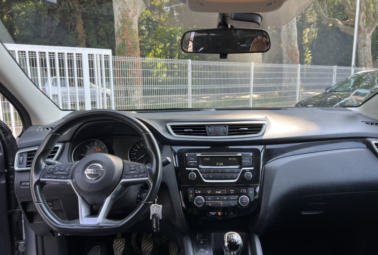 Nissan Qashqai 1.6 dCi 130 Acenta 4x2 / Radars AV AR / Entretien à Jour / Moteur à Chaine