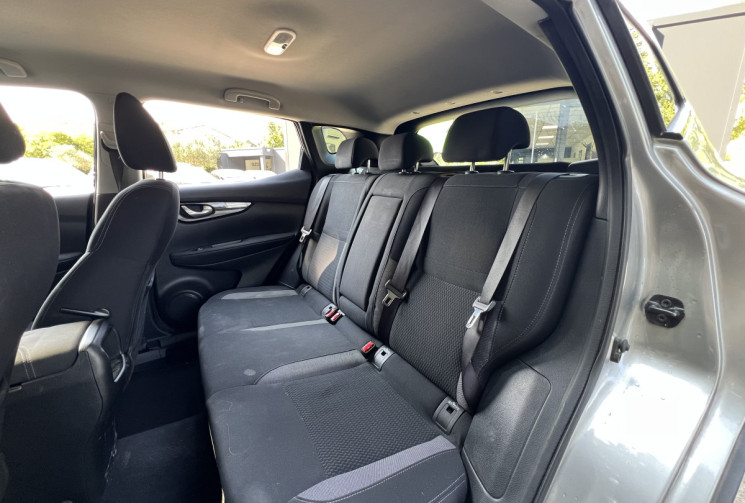 Nissan Qashqai 1.6 dCi 130 Acenta 4x2 / Radars AV AR / Entretien à Jour / Moteur à Chaine