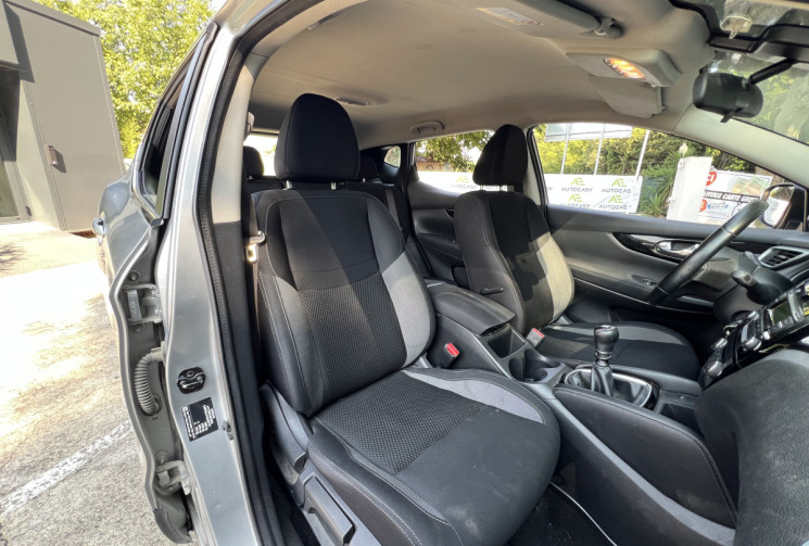 Nissan Qashqai 1.6 dCi 130 Acenta 4x2 / Radars AV AR / Entretien à Jour / Moteur à Chaine