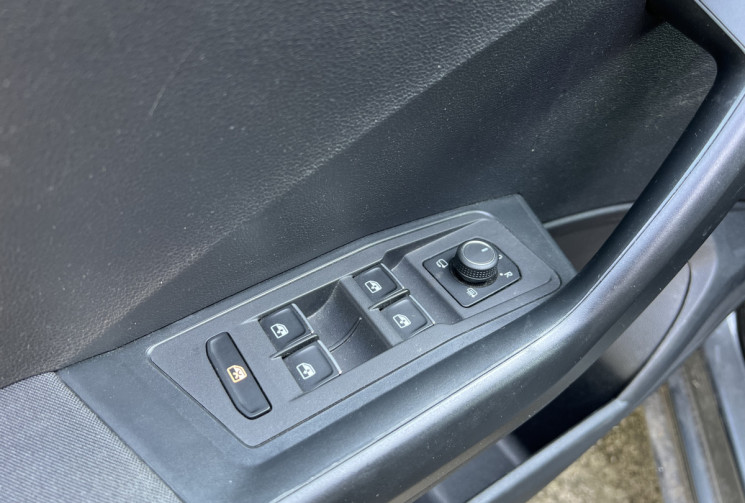 Volkswagen T-Roc 1.0 TSI 115 Lounge BVM6 / Véhicule Français / Caméra / GPS / 2ème Main