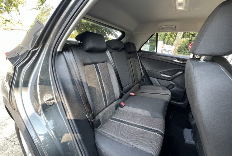Volkswagen T-Roc 1.0 TSI 115 Lounge BVM6 / Véhicule Français / Caméra / GPS / 2ème Main