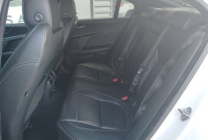 Jaguar XE 2.0D 180ch R-Sport BVA8 février 2016