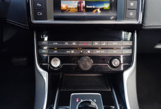 Jaguar XE 2.0D 180ch R-Sport BVA8 février 2016