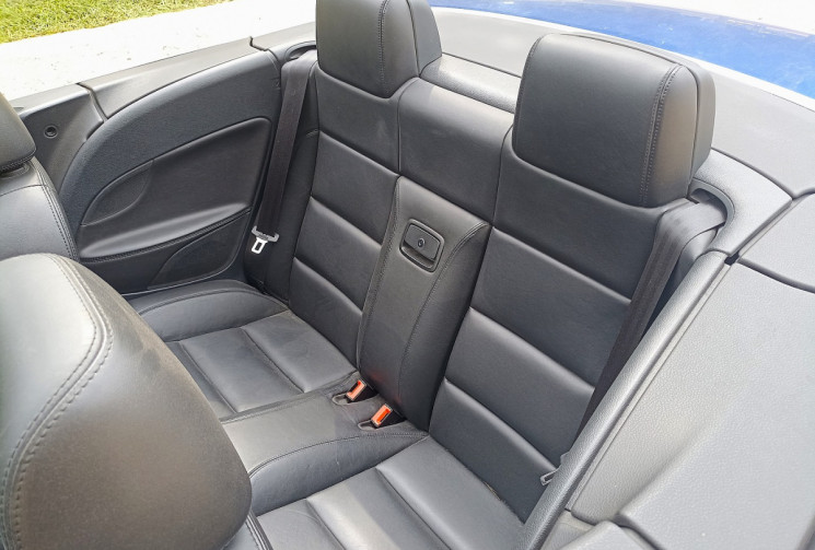 Volkswagen Eos 1.4L TSI 160ch - CARAT - Dynaudio - Cuir - Navi - Suivi Complet