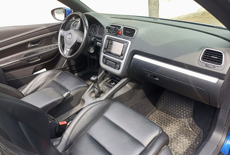 Volkswagen Eos 1.4L TSI 160ch - CARAT - Dynaudio - Cuir - Navi - Suivi Complet