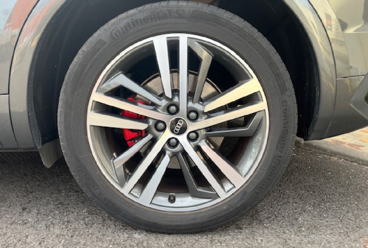 Audi Q5 2.0 TFSI Quattro S-Tronic7 S-LINE