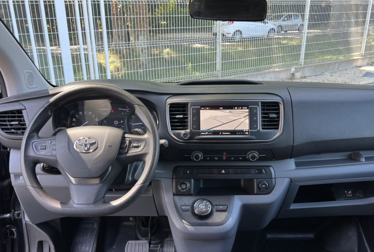 Toyota PROACE 2.0 D-4D 120 Cabine Approfondie Active EAT8 / 5 Places / Distri OK / Carplay /Attelage